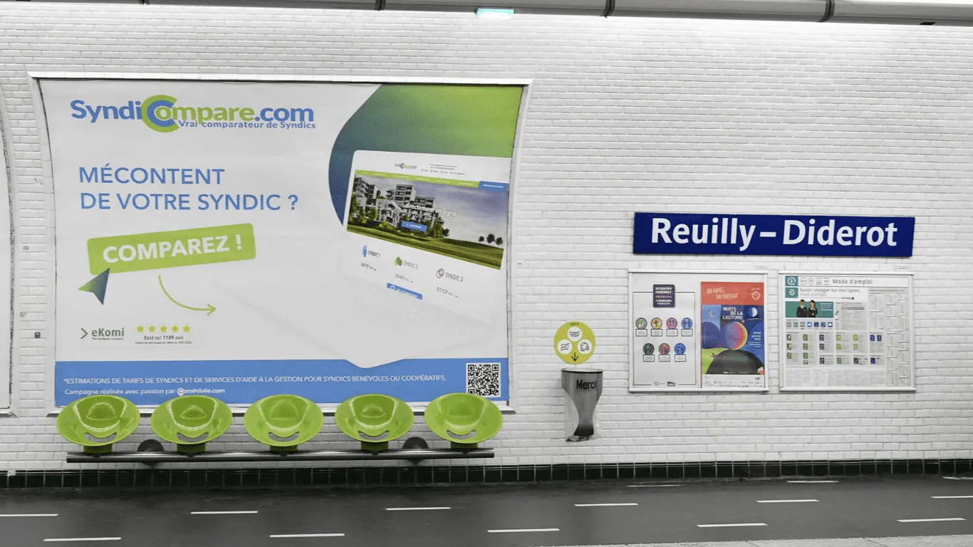 Affiche Syndicompare dans le métro parisien