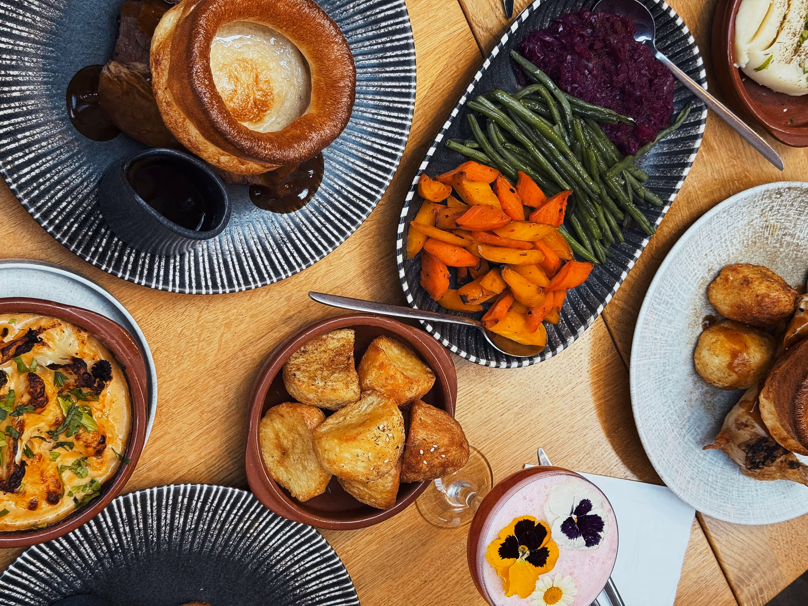Sunday Roasts Are Back at Lovelife