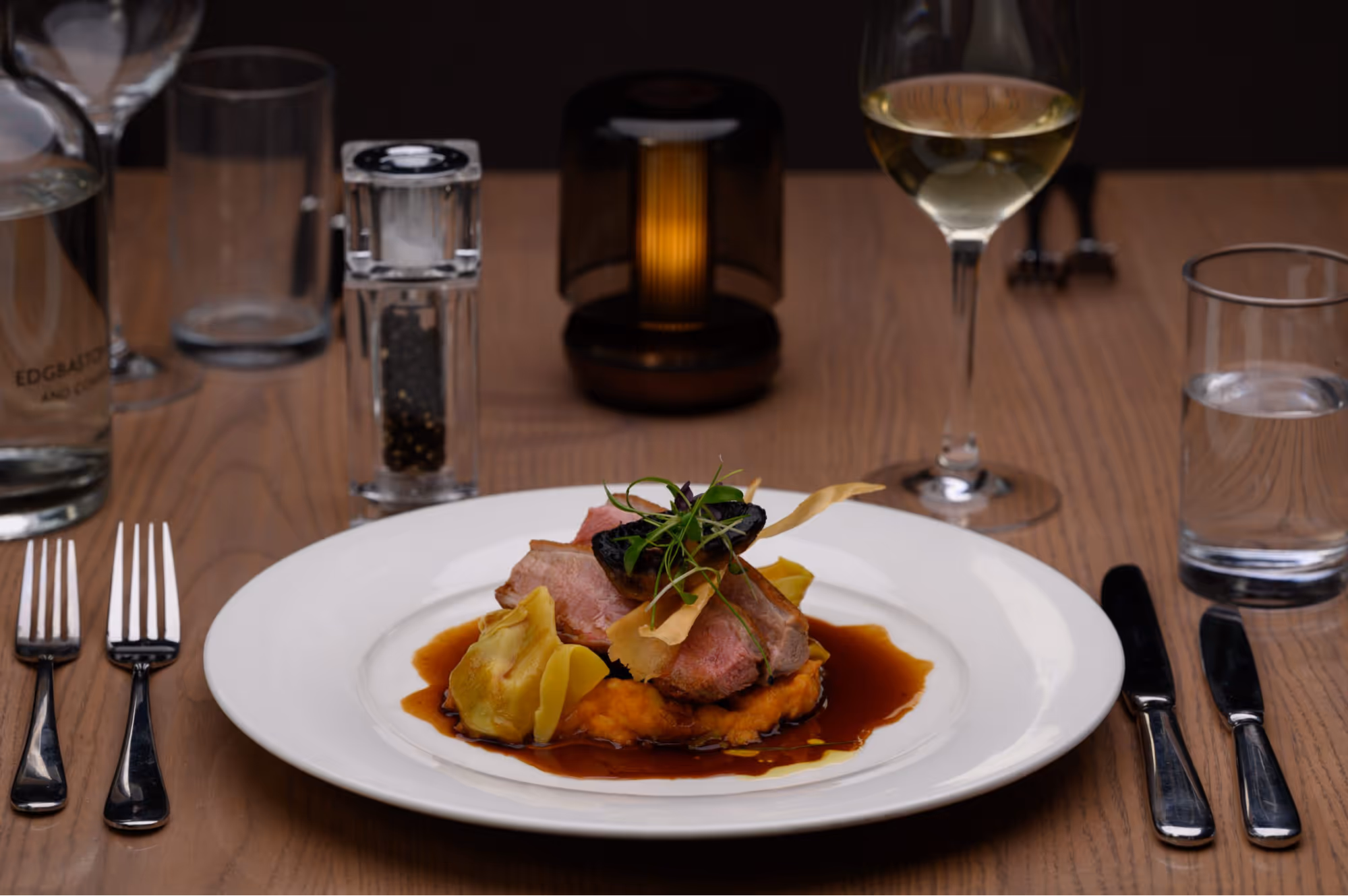 1900 Restaurant Meal