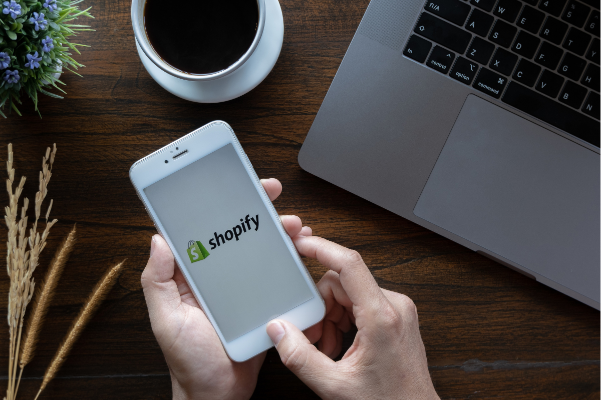 How to Skyrocket Your Online Store This BFCM (Shopify, WooCommerce & More)