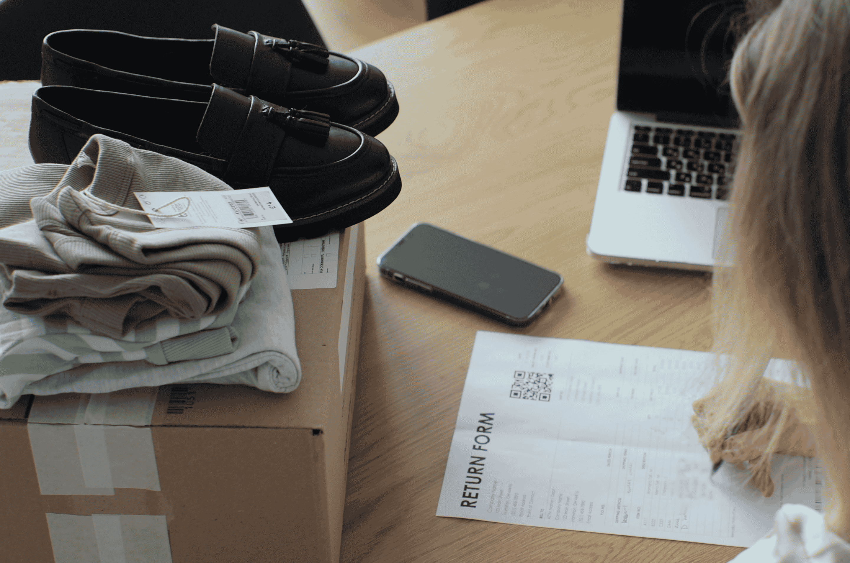 How Can Shipping Returns Improve Customer Retention? A Guide for Operations Leaders