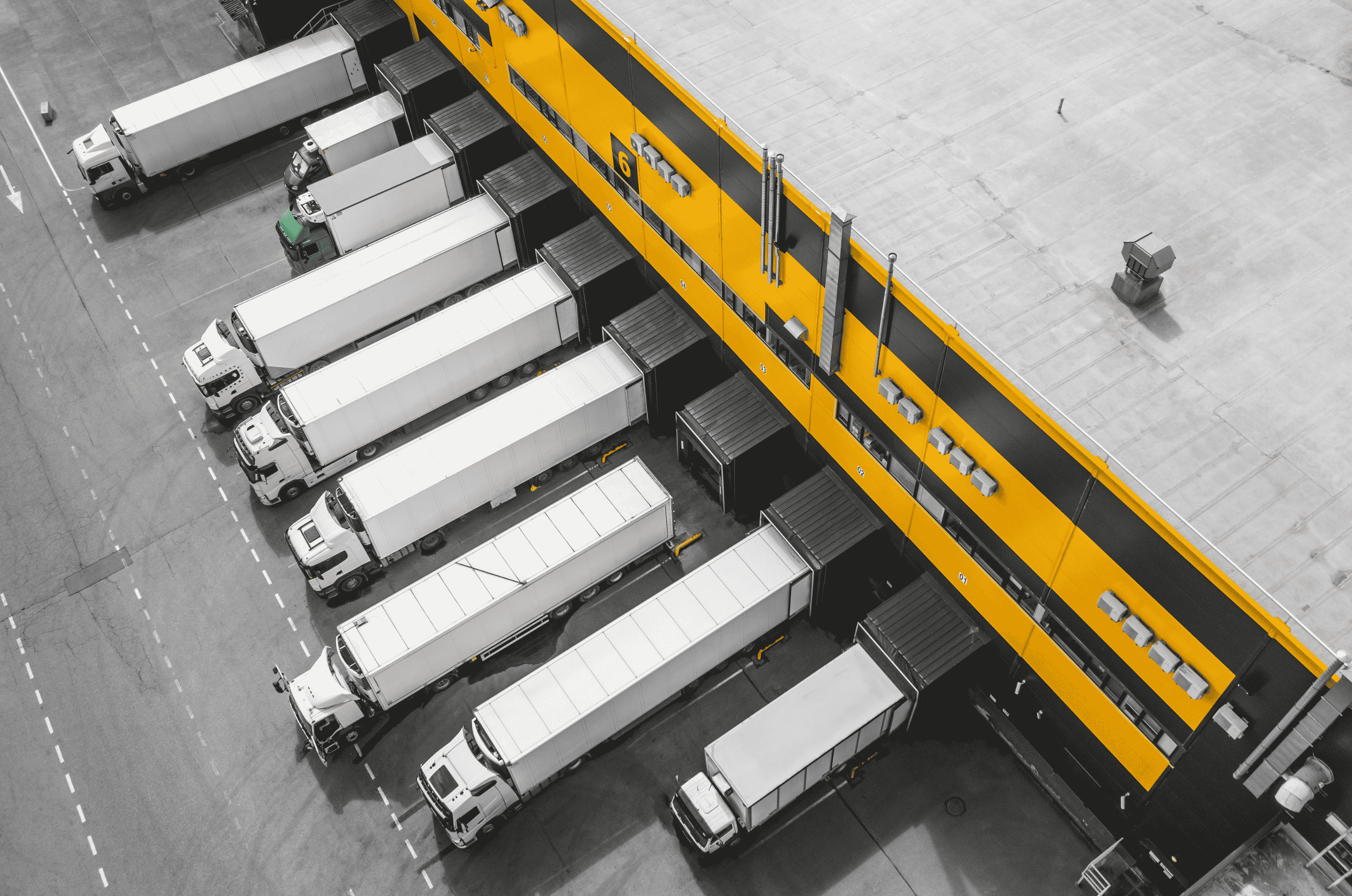 How to Reduce Ecommerce Shipping Expenses Without Touching Your Carrier Contract