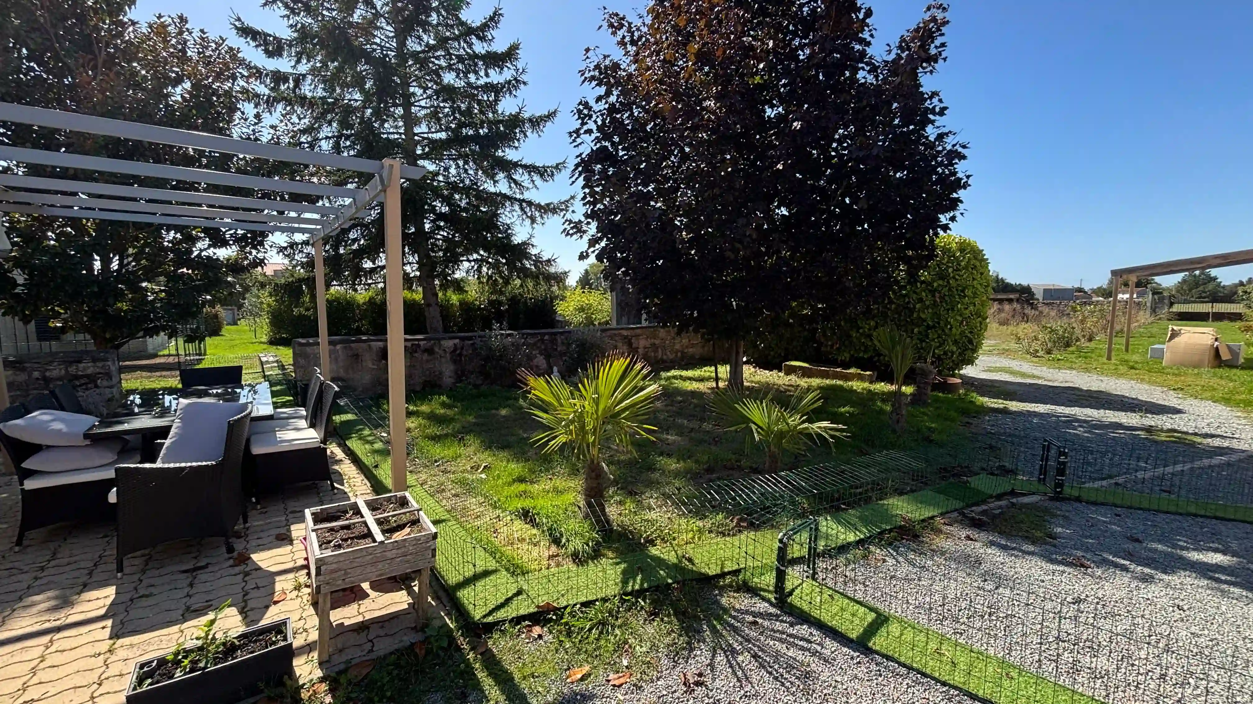 Tunnel de jardin pour chat avec filet de protection permettant de circuler en sécurité