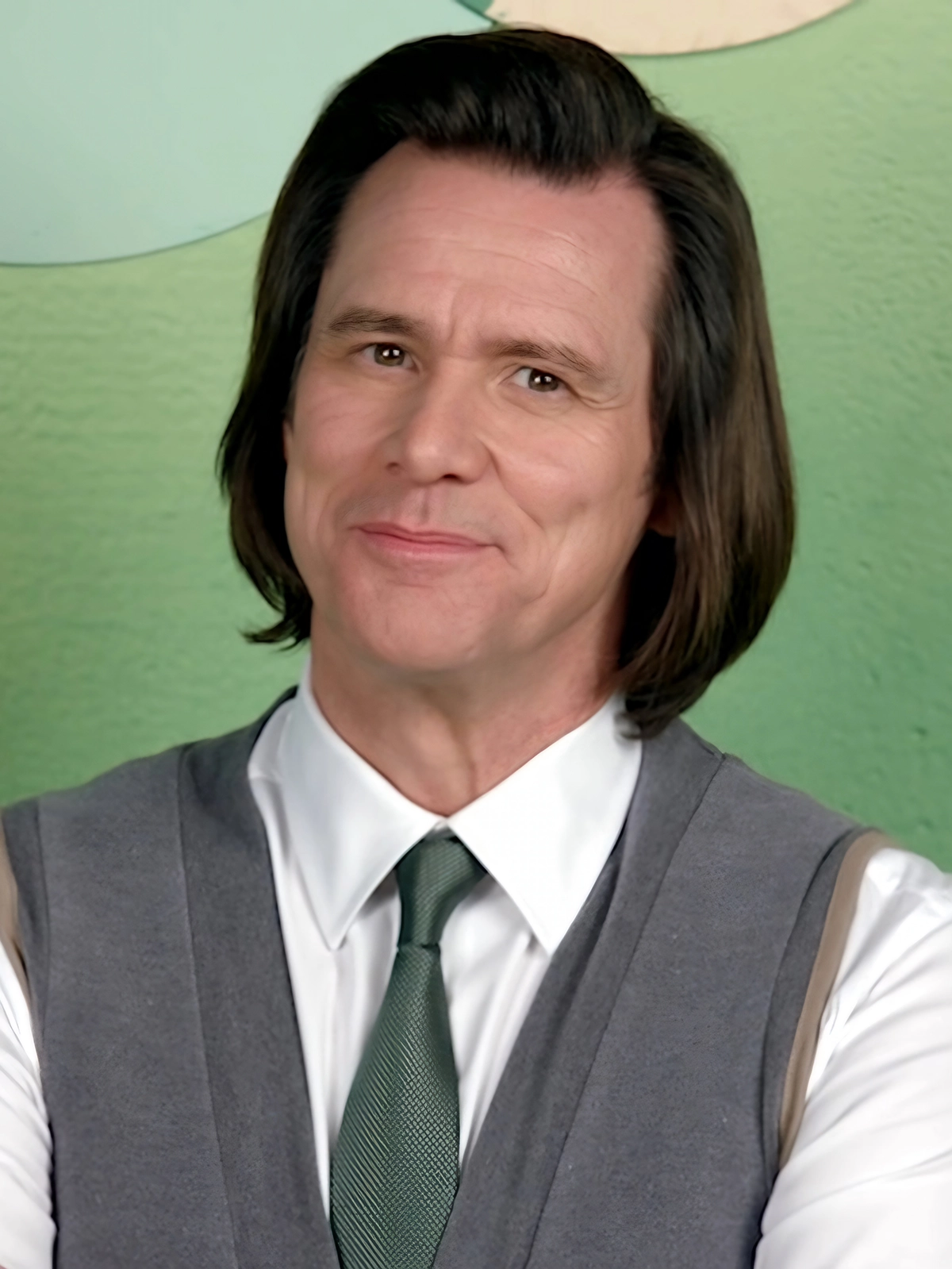 jim carrey smiling without showing teeth in 2020 after dumb and dumber movie with no chipped tooth