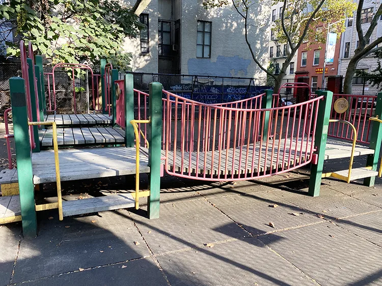 the suspension bridge was the most interesting element of the playground 
