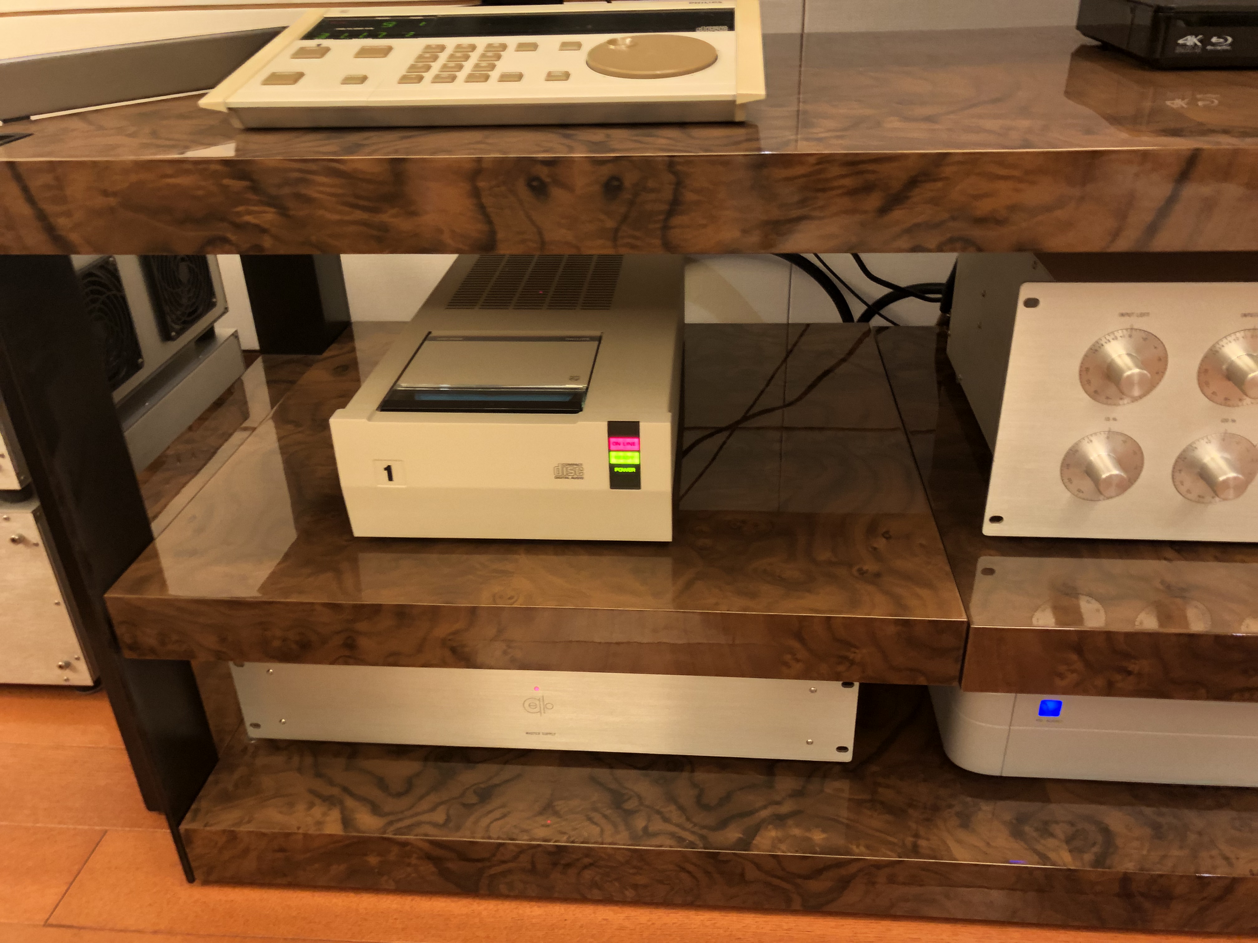 ギャラリー | ハイエンド・オーディオラックならPSD