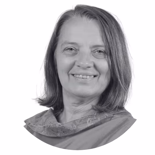 Elisabeth Lummerstorfer begleitet Menschen und Teams in Lern- und Entwicklungsprozessen.