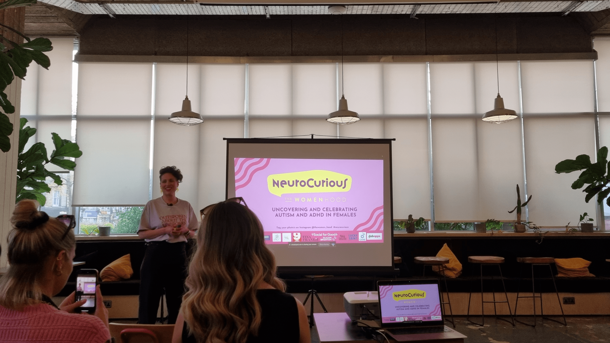A NeuroCurious event at PLATF9RM run by Jess Rad from The WomenHood.