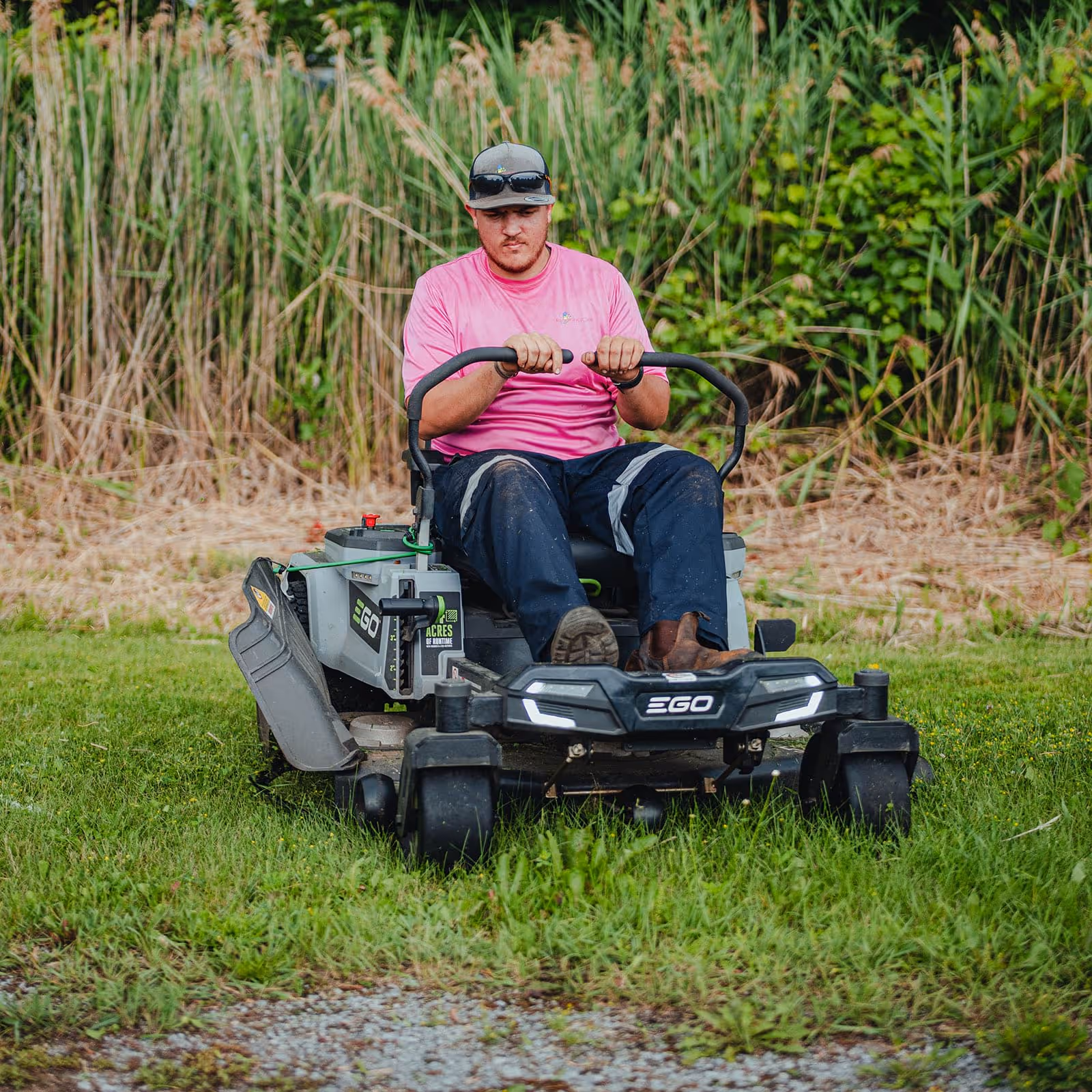 Commercial battery-powered lawn maintenance Cornwall Ontario