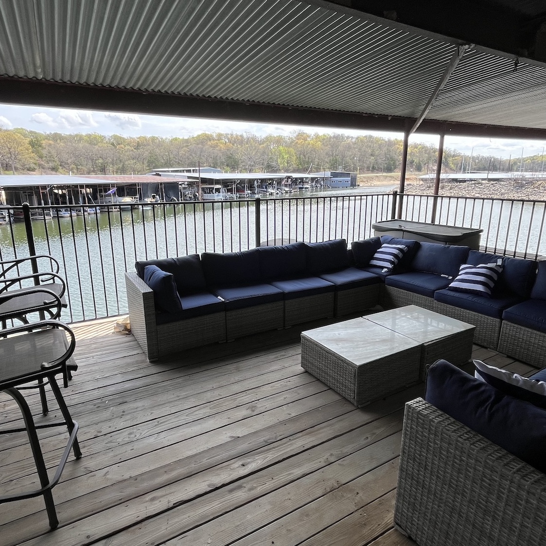 Dockominium 28 - 11R