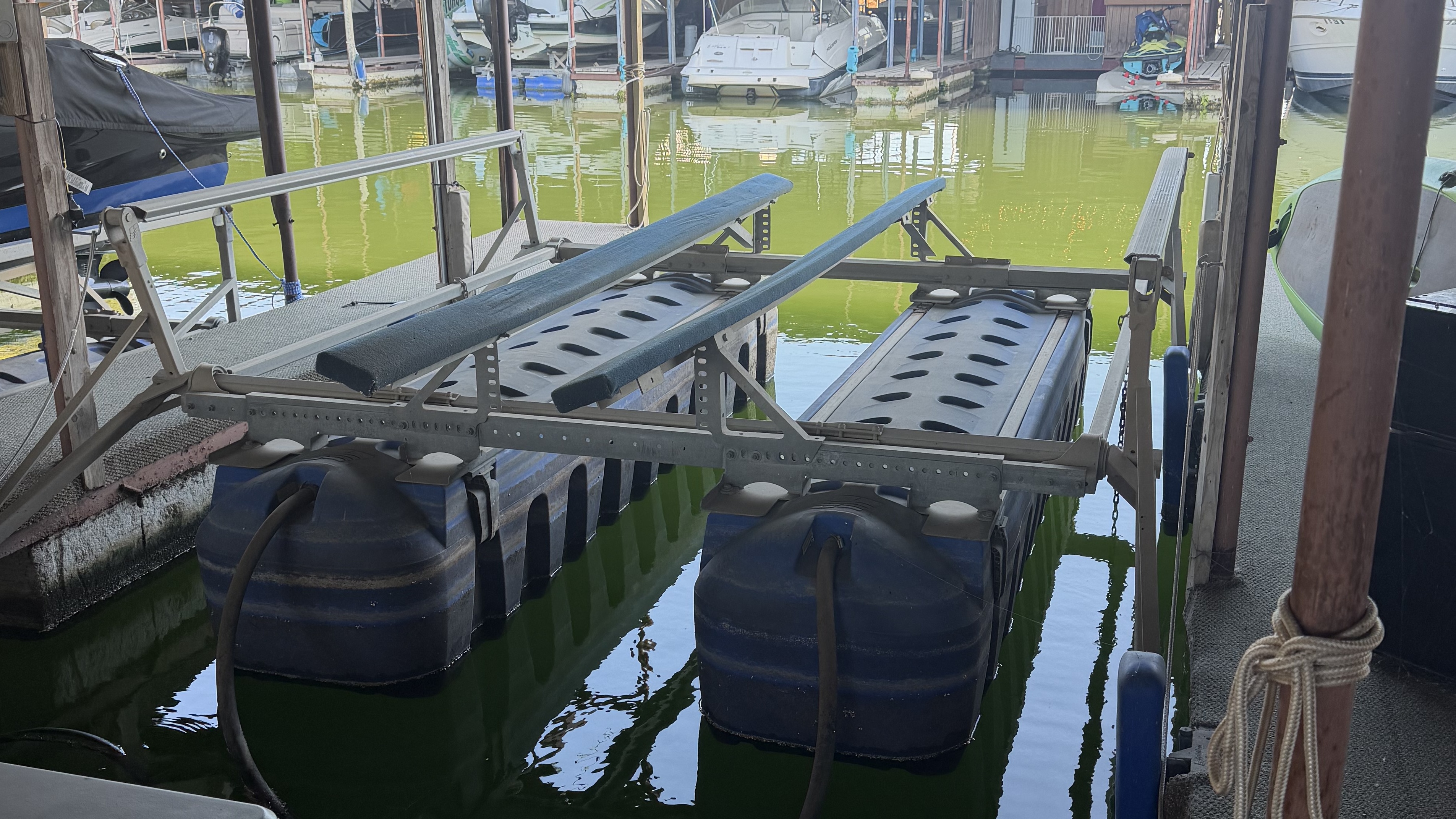 Improved Slip 12-7L