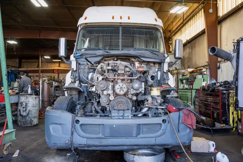 Signs of Trouble: Recognizing Symptoms of Brake Issues in Diesel Trucks