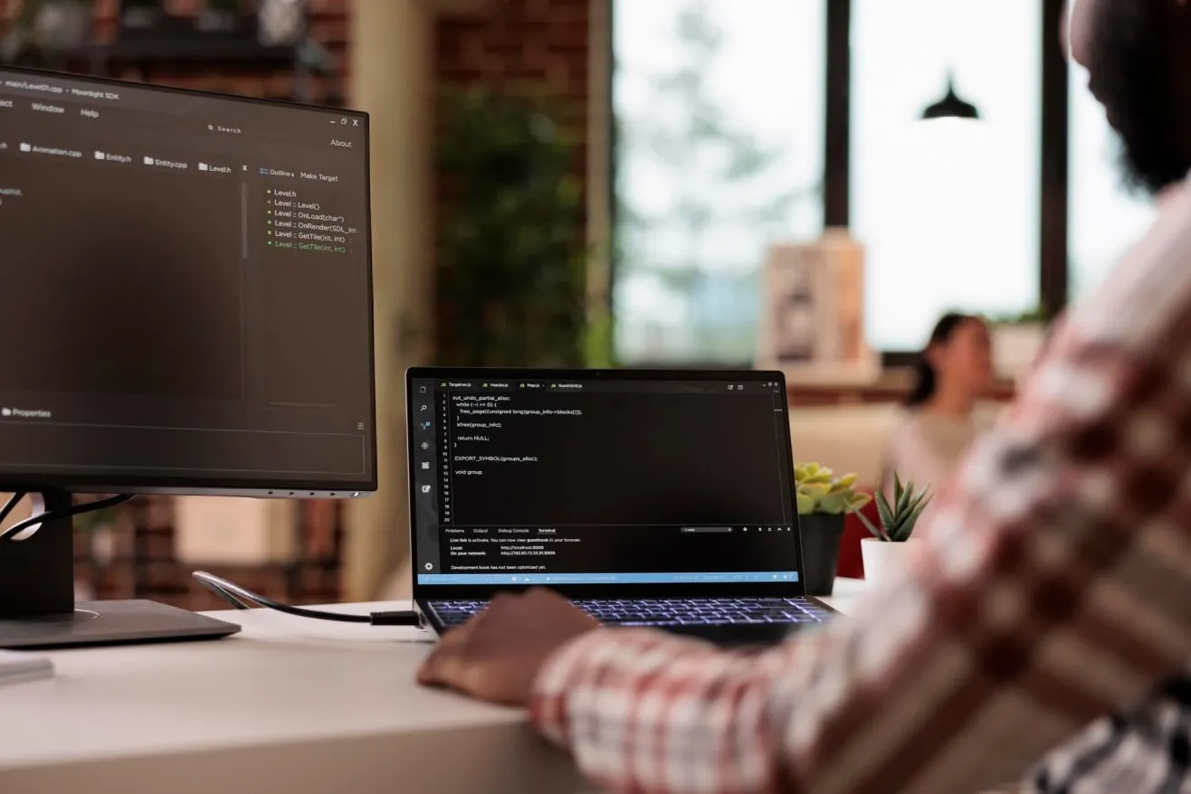 Outsourcing Software Development in 2024: Getting a Strategic Advantage for Your Business