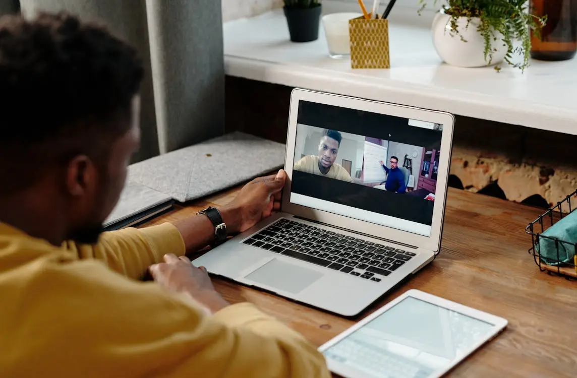 Multilingual video conferences