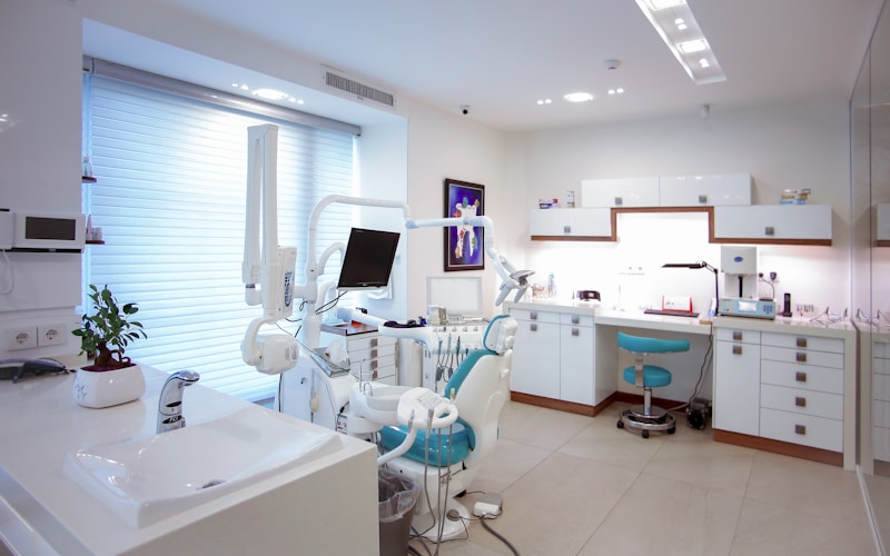 Patient consultation for dental implants