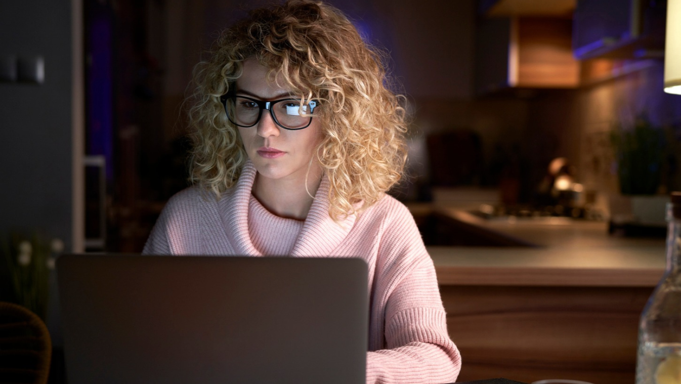 Spring-start grad applicants are deciding now. Who's following up?