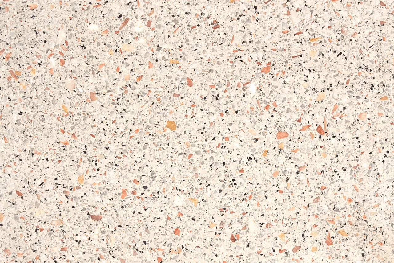 terrazzo micro, com agregados de granulometria muito fina, in neutral colors / micro terrazzo sample, with fine grain size aggregates, in neutral colors.
