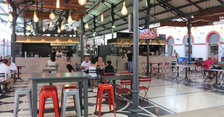 utilização do terrazzo em pavimentos de áreas de mercado e restauração. / use of terrazzo floorings in public markets and restaurant areas.

