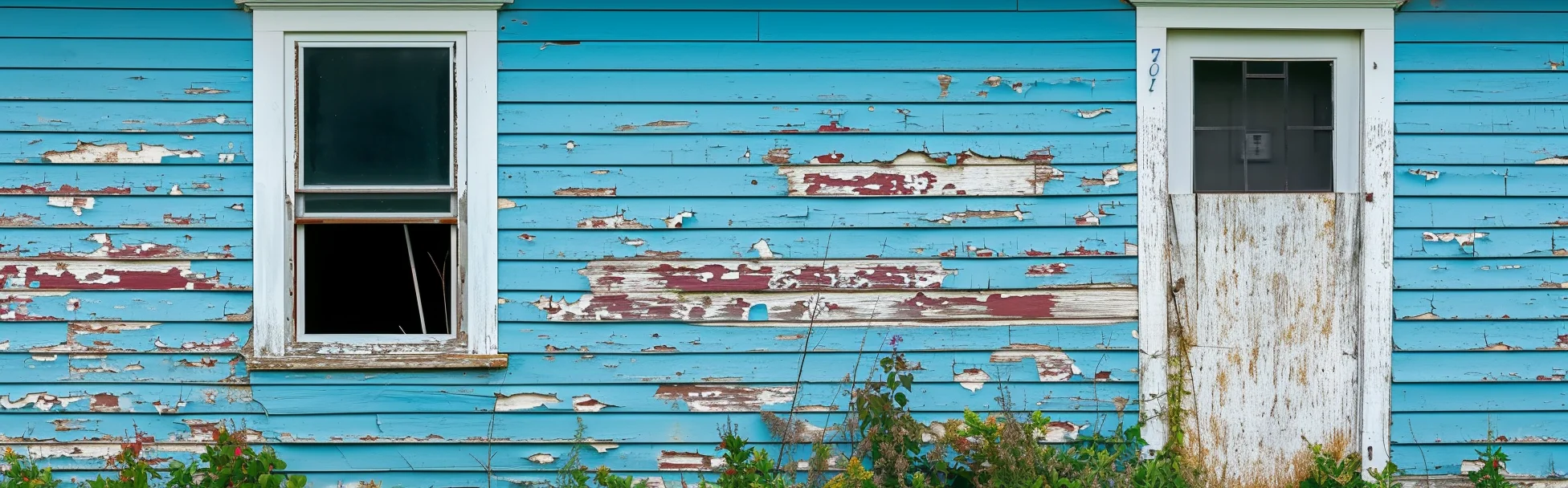 Siding Repair Decisions: DIY or Professional Help?