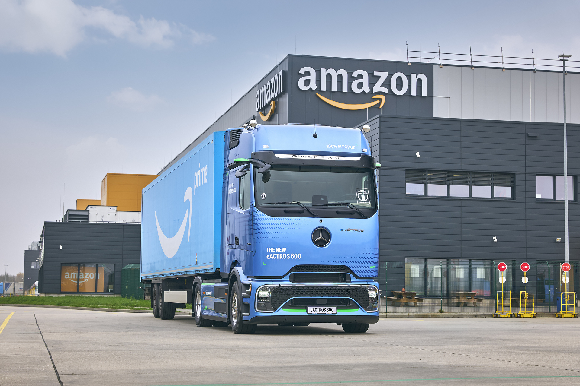 How to Choose the Right Fulfillment Strategy on Amazon