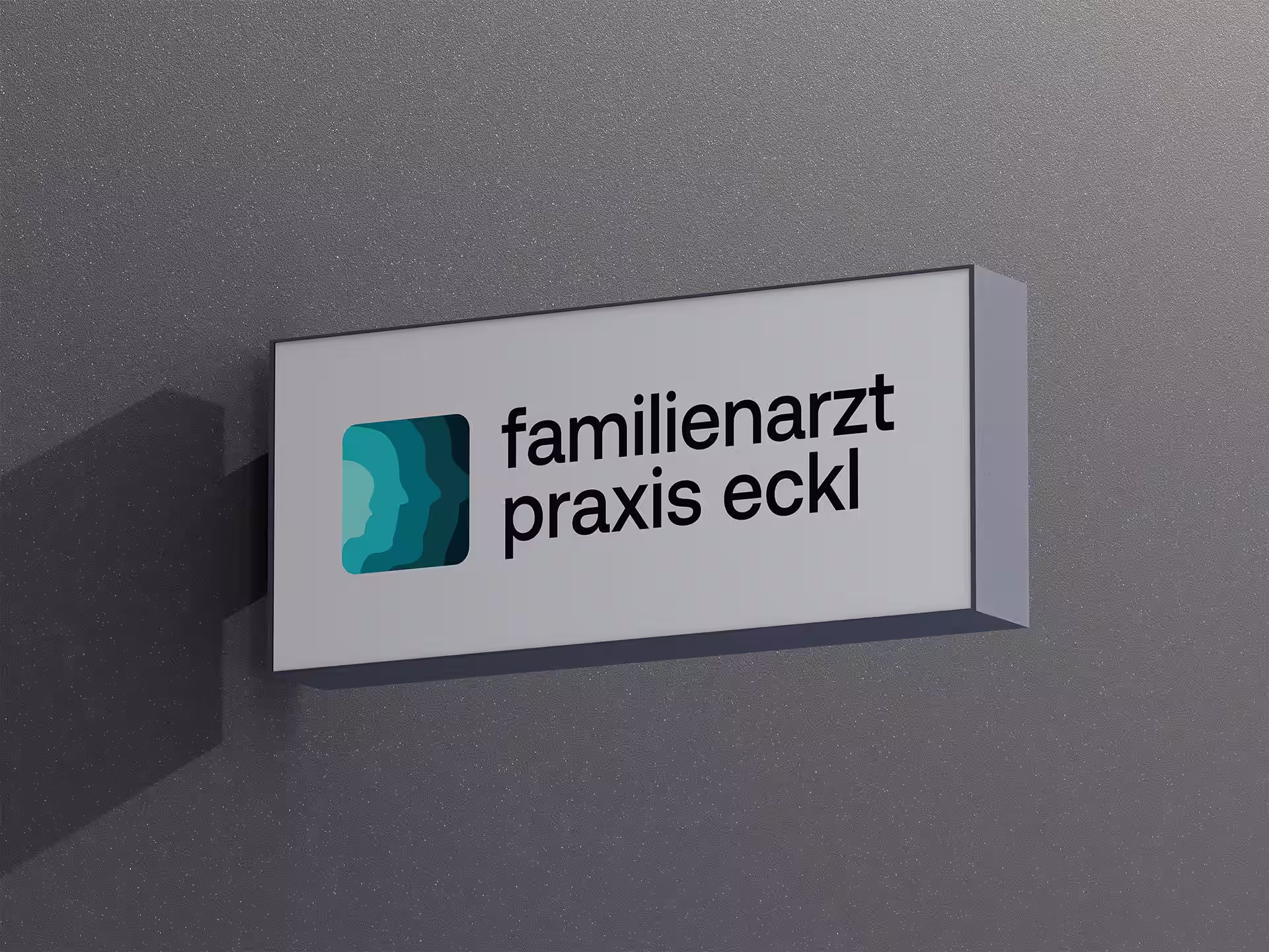 Modernes Praxis-Branding für die Familienarztpraxis Eckl in Wismar: Logo, Farbwelt, Typografie, Beschilderung und nutzerfreundliche Website.