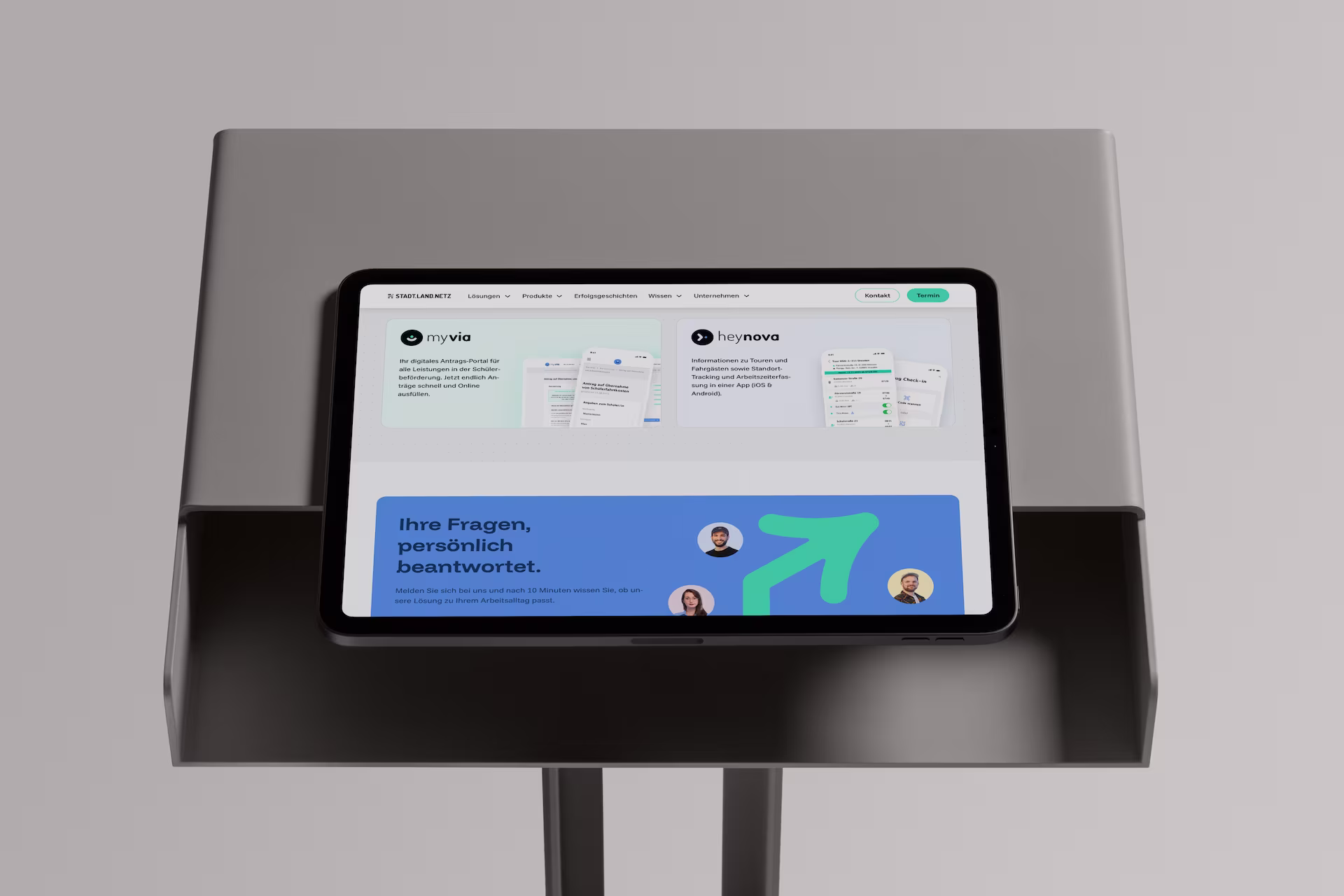 Rebranding und Webflow Website Relaunch für das SaaS Startup Stadt.Land.Netz mit modularer CMS-Struktur, Farbcodierung der Inhalte und UX für komplexe B2G Softwarelösungen.