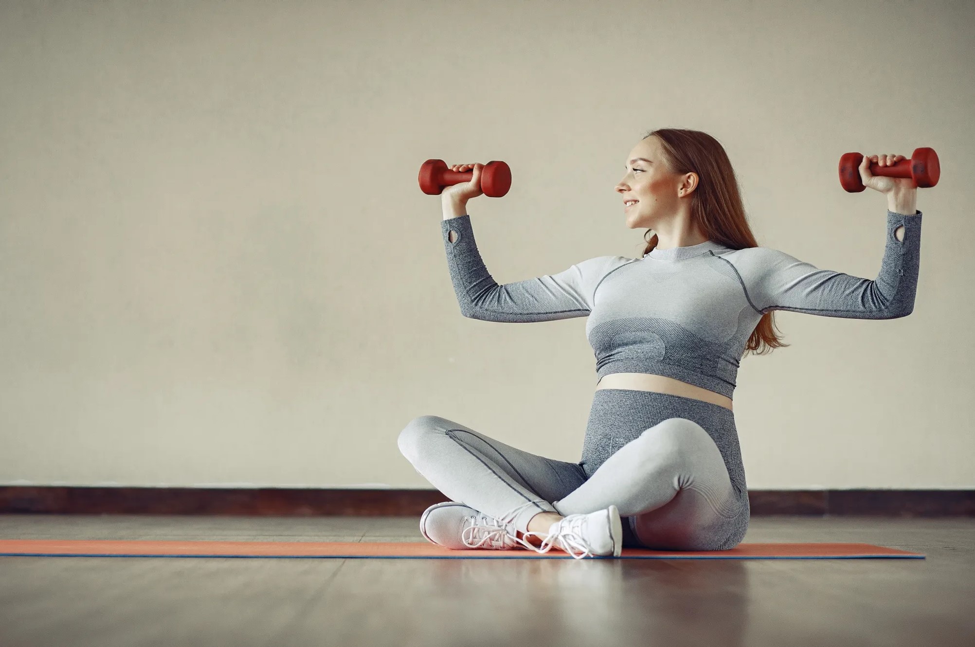 ورزش در باشگاه یا یوگا؛ کدام بهتر است؟