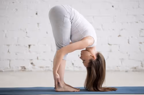 هماهنگی در حرکت: چگونه یوگا سلامت مفاصل را ارتقا می‌دهد