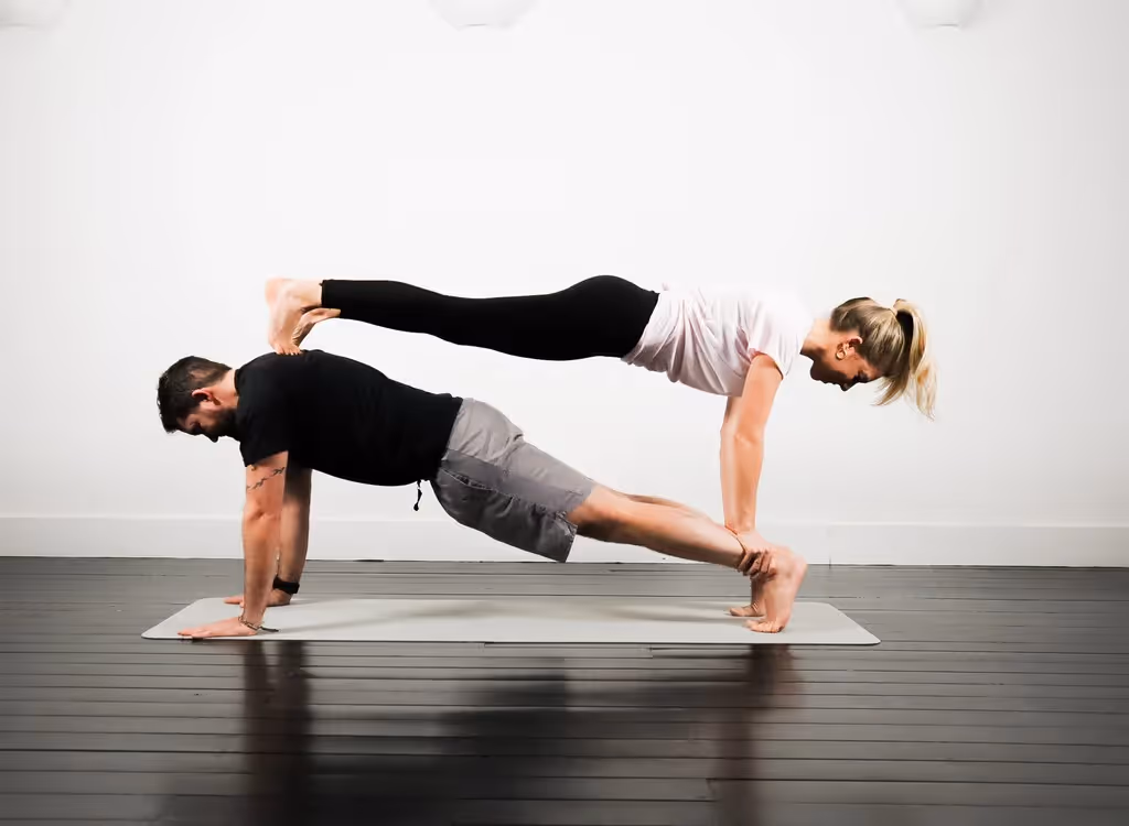 یوگا و رابطه‌ی عاشقانه: آیا می‌شود با یوگا عشق را ترمیم کرد؟