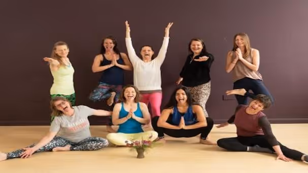 یوگا برای همه بدن‌ها: چرا هیچ‌کس برای یوگا نامناسب نیست