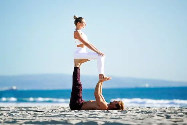 یوگا و سلامتی جنسی: واقعیت یا اغراق؟