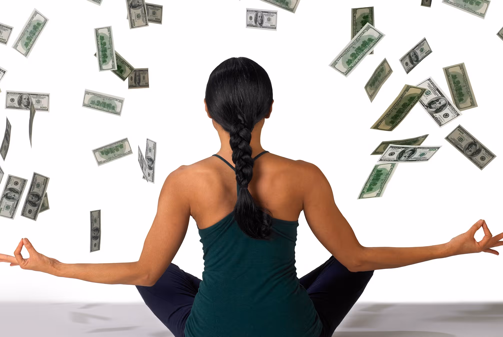 یوگا و پول: آیا آموزش آگاهی می‌تواند ارزش مادی داشته باشد؟