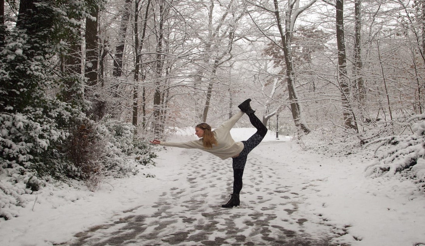 انقلاب زمستانی و یوگا: وقتی تاریکی به روشنایی می‌رسد