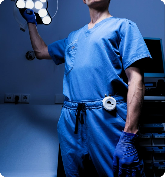 Doctor using Keikku stethoscope