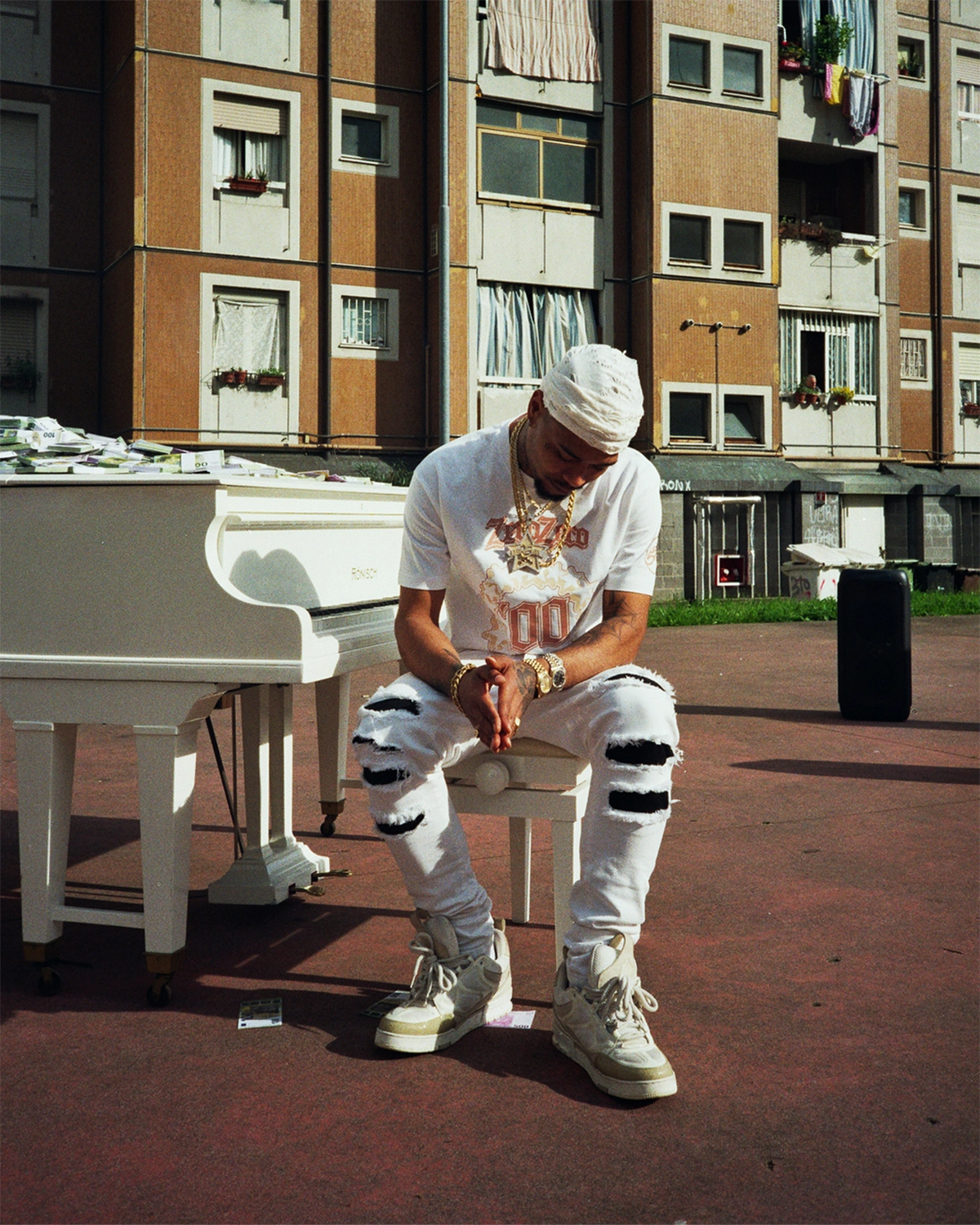 Artie 5ive drip con jeans Dripcity bianchi strappati