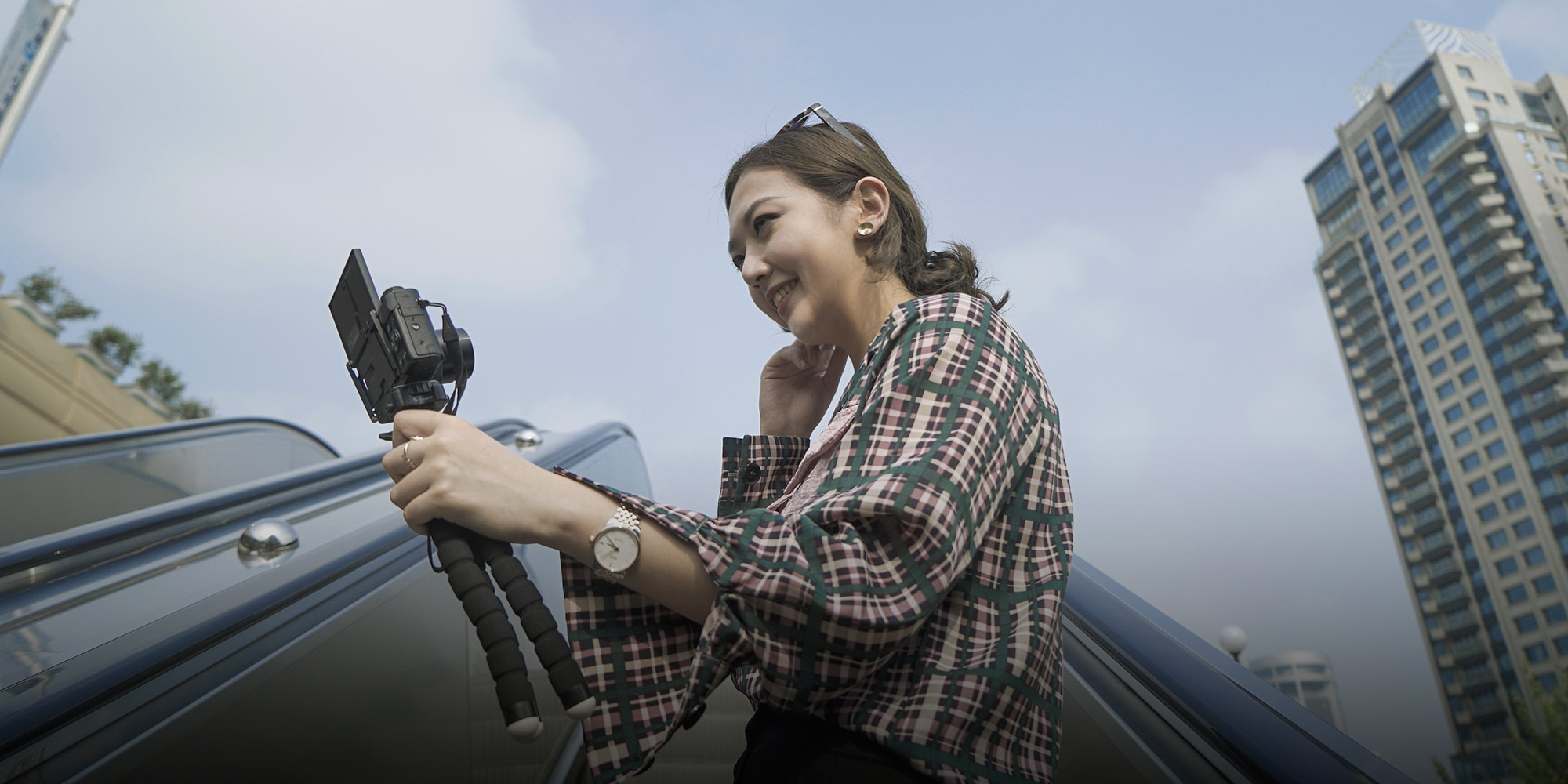 Translate Video to Chinese