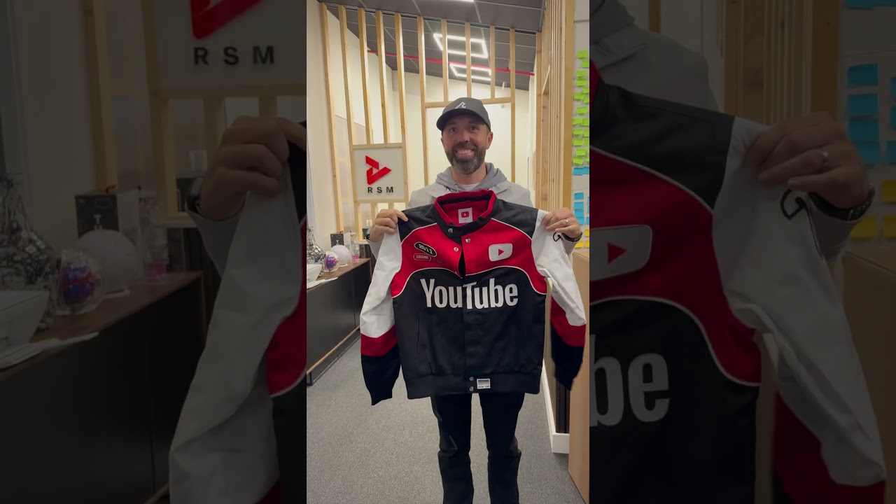 The BEST gift from YouTube 👏🎥 #golf