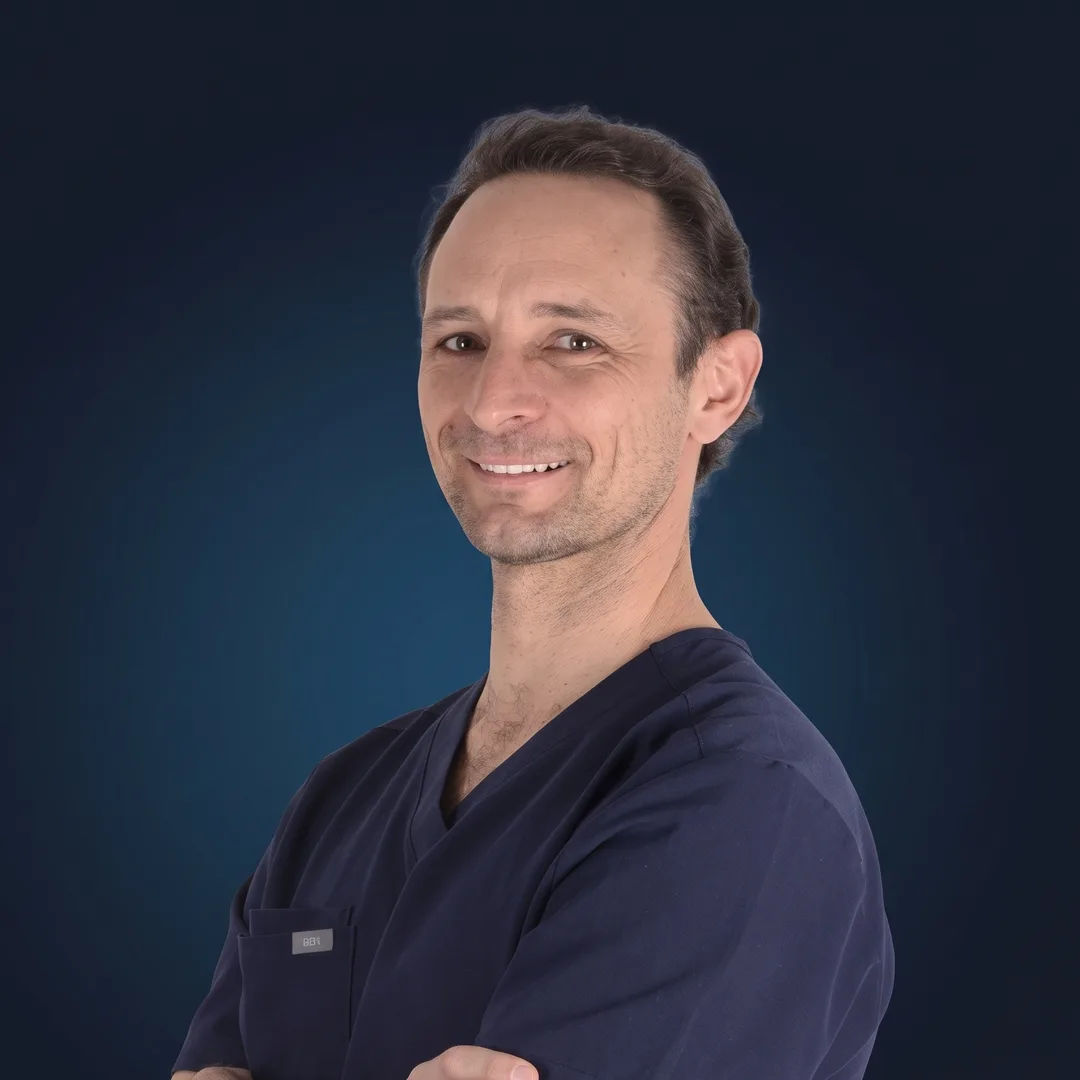 Dr Julien MOLIA