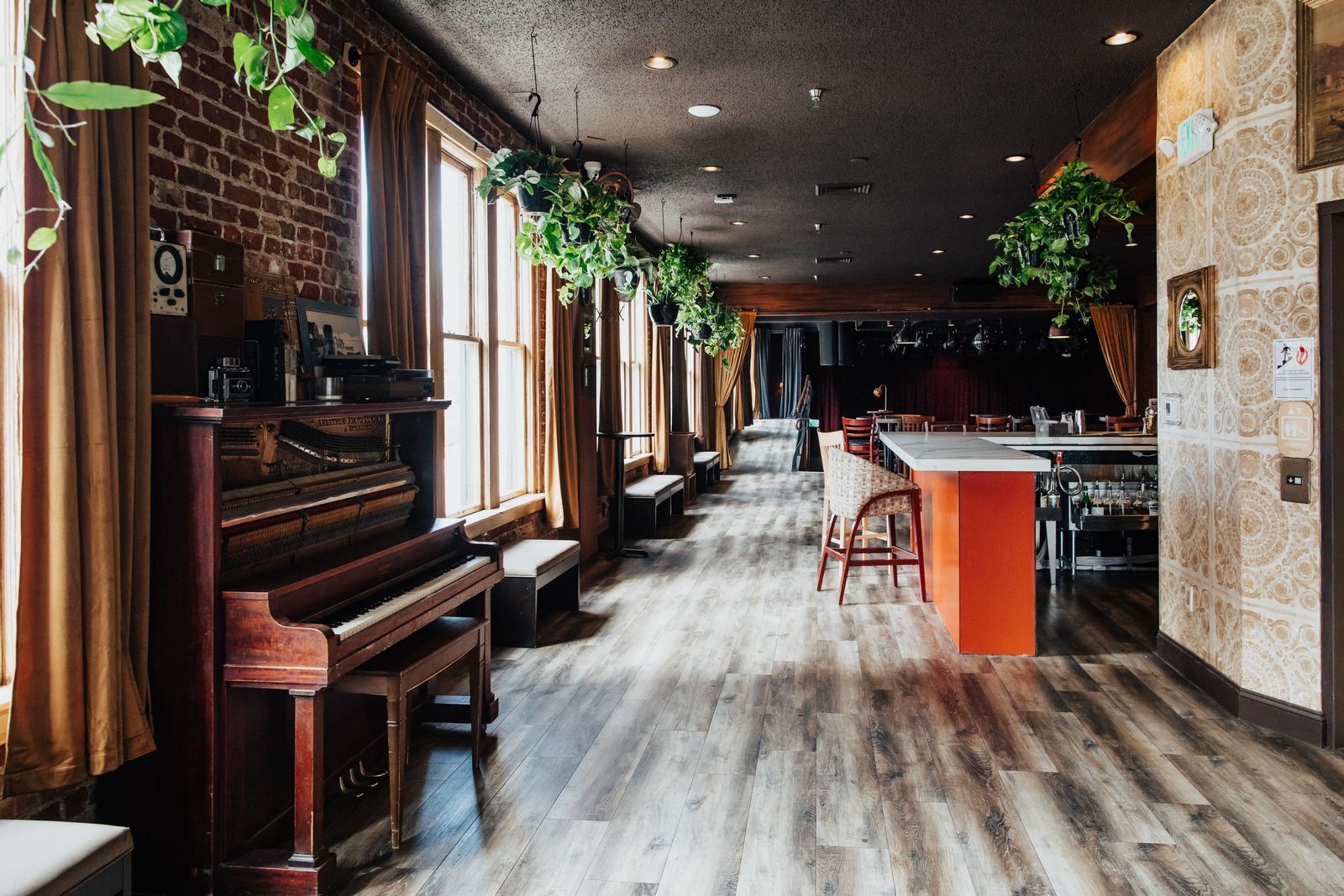Lulu's Downtown photo