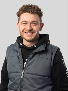 Bastian Rasch, Küchenmonteur bei SZ Küchen Berlin