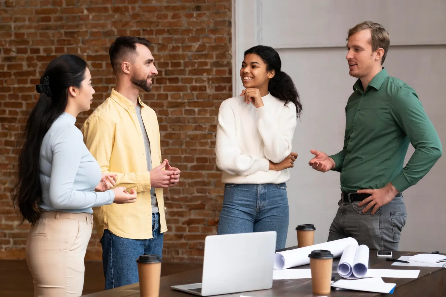 Colleagues having a discussion