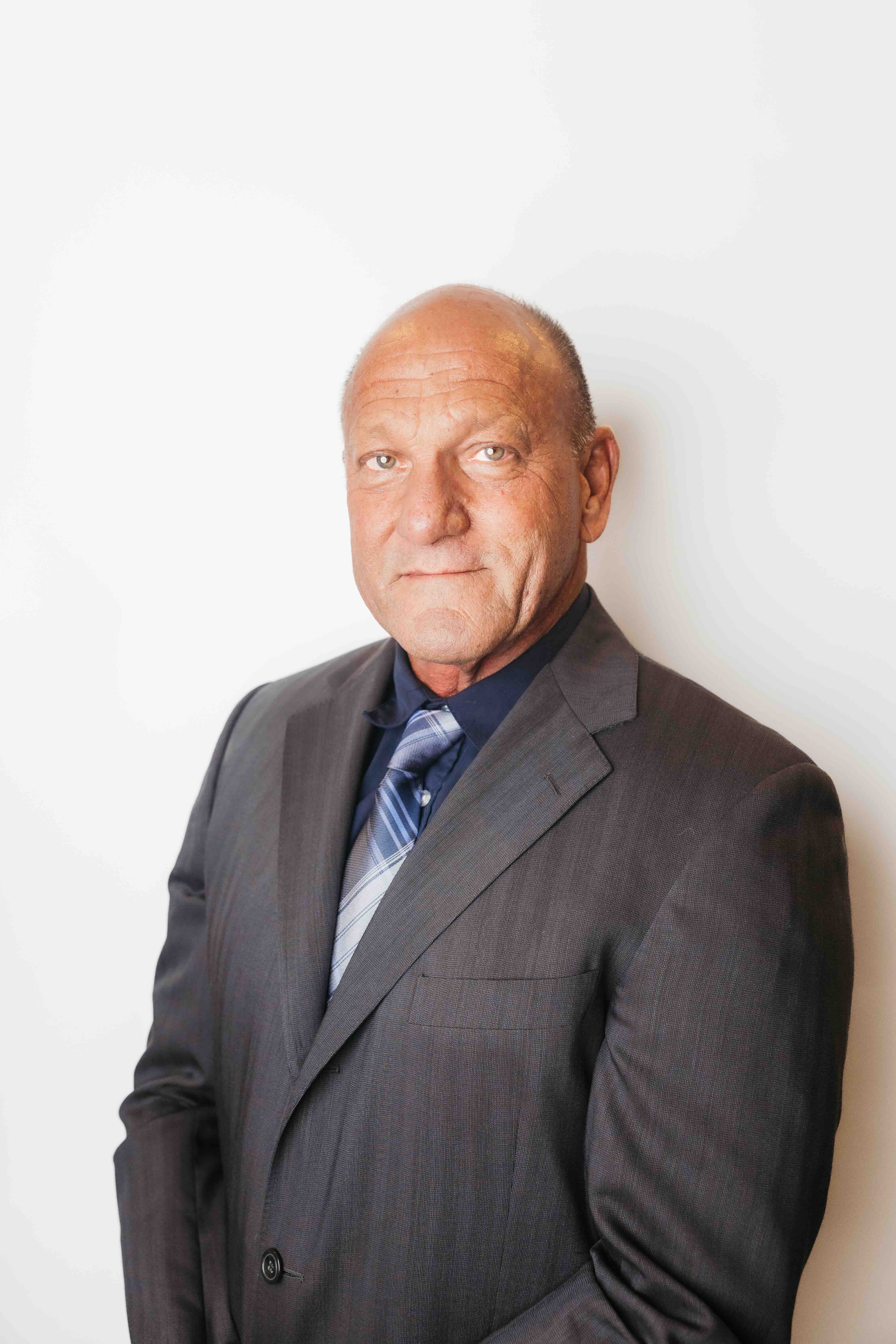 Alan Elter is a Physical Therapist at NeuroSolution Center of Lake Charles, Louisiana.