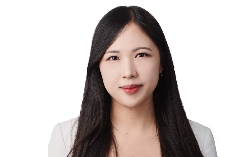 Helen Lee