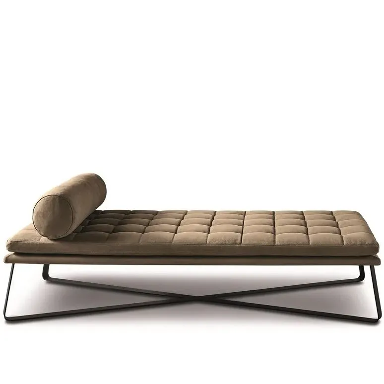 Lolyta Daybed