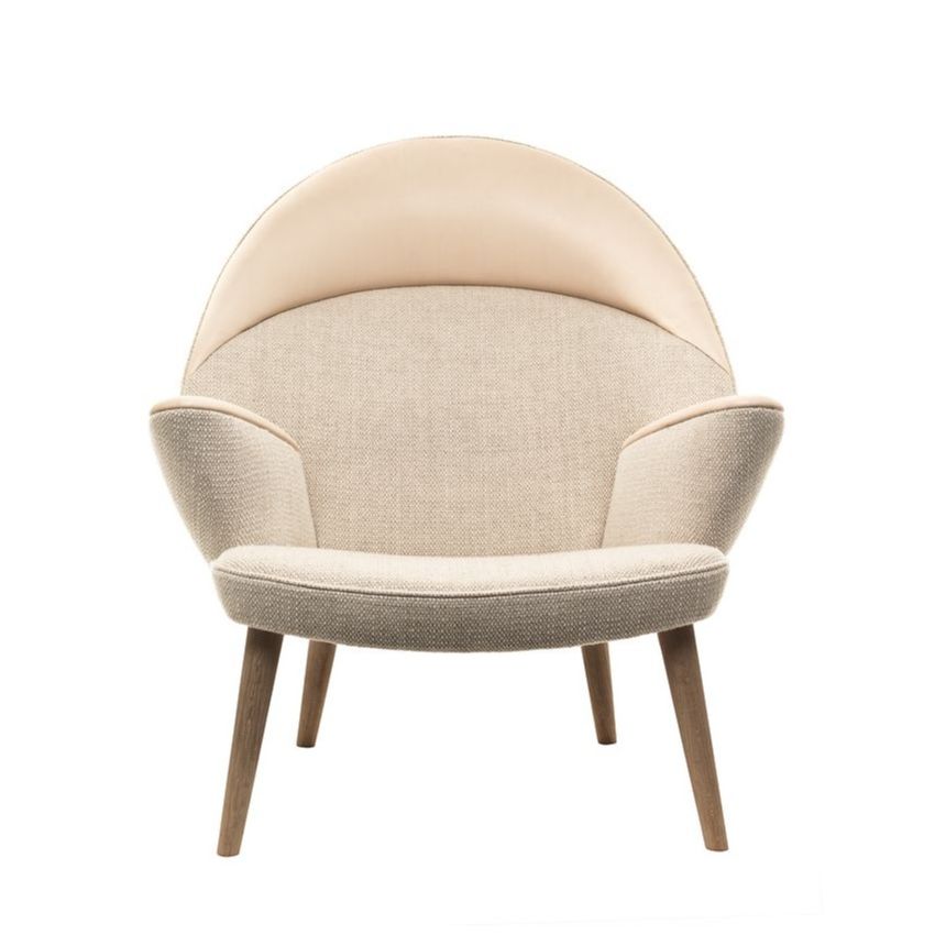 PP521 Upholstered Peacock Chair