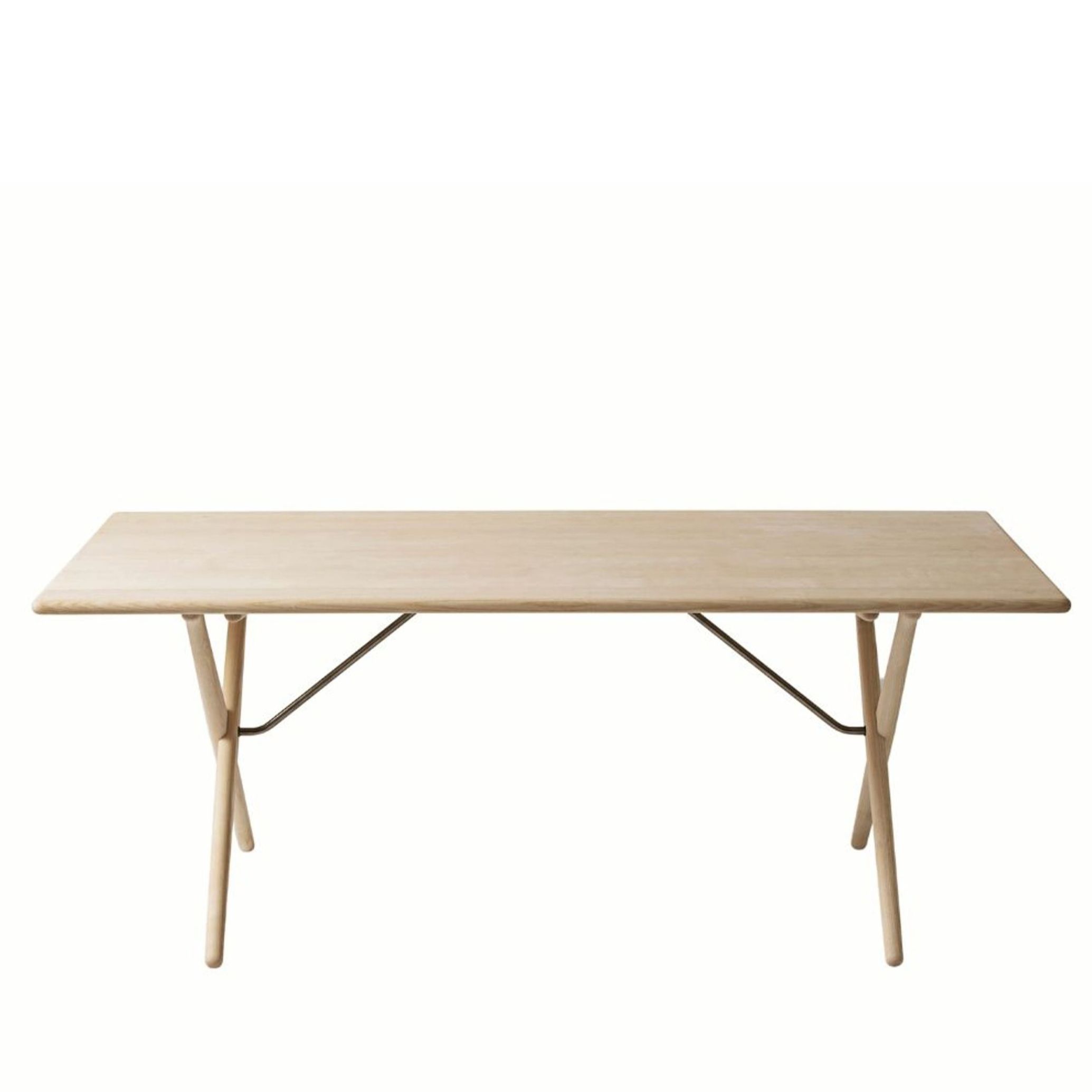 PP85 Cross Legged Table