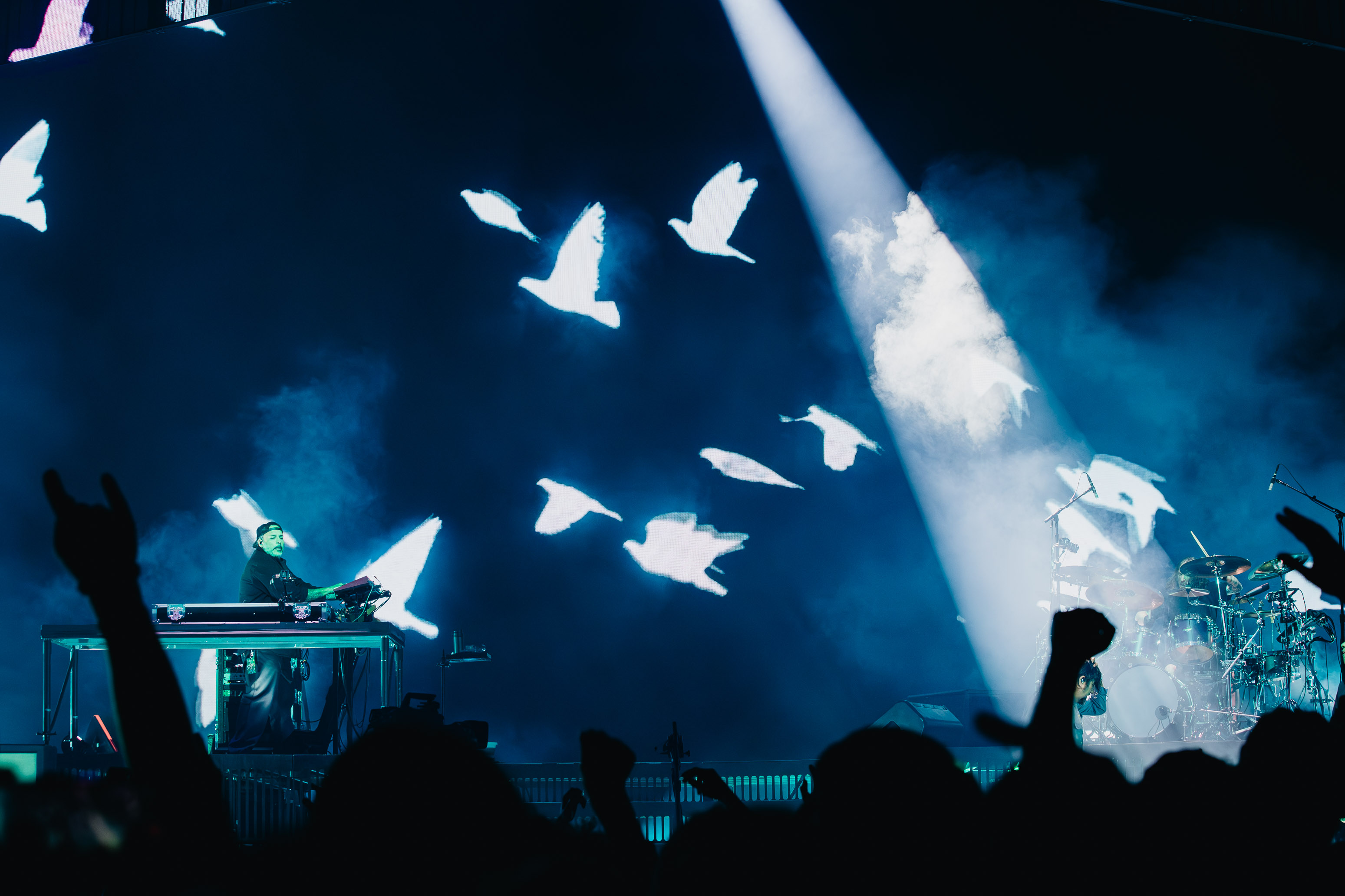 Entre rage et mélancolie, Deftones signe un retour puissant à Paris