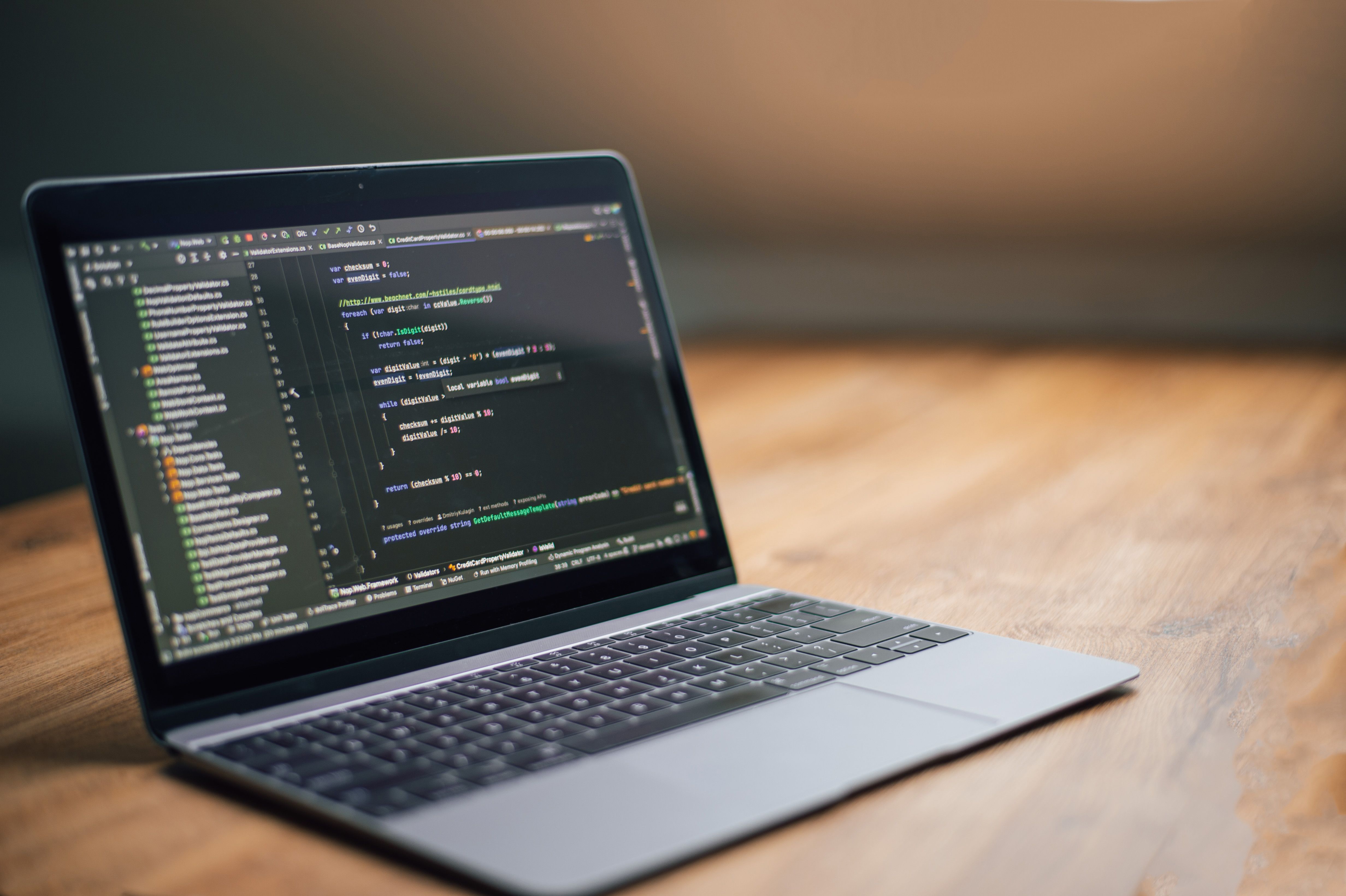 How to Structure Webflow Content for Featured Snippets and AI Answers 