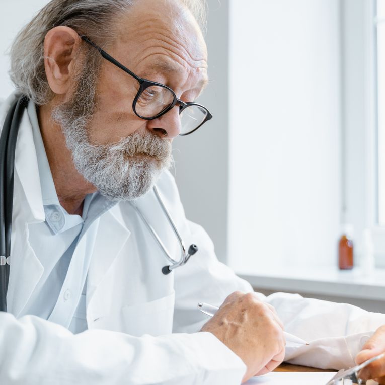 How to Start a Medical Practice: A Physician's Step-by-Step Guide