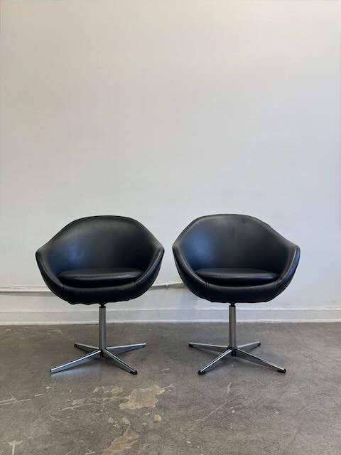 Vintage Pair of Overman Pod Chairs